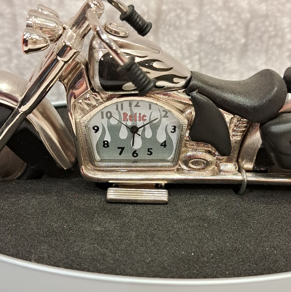 Motorcycle Clock - Picture 2 of 12